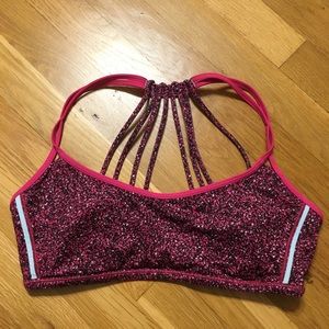 Lululemon sports bra